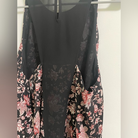 Express Top- L - Picture 4 of 6